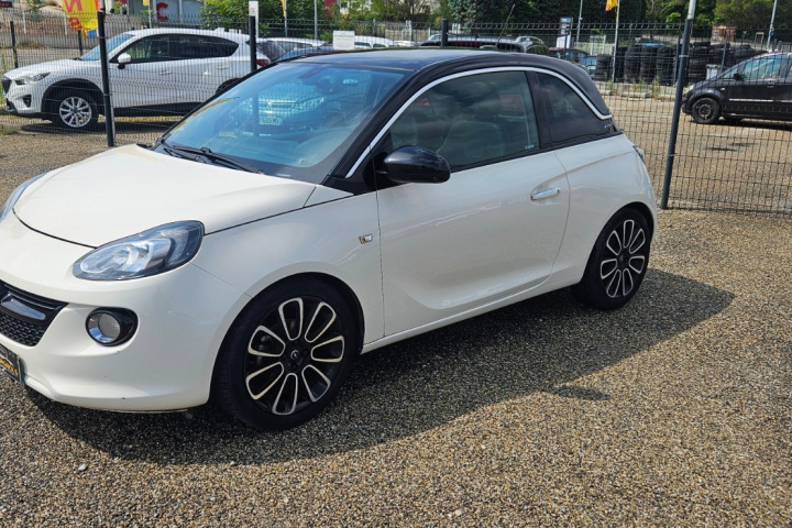 OPEL ADAM ROCKS